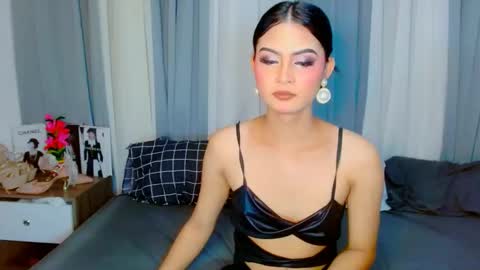Snapshot of brownsausageroberta chatting on 11, 9, 2025 Roberta GODDESS OF PLEASURE AND SEXUALDESIRE online show from 11, 9, 2025