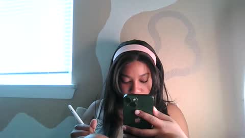 Brownsuagrcutie online show from 14, 4, 2026