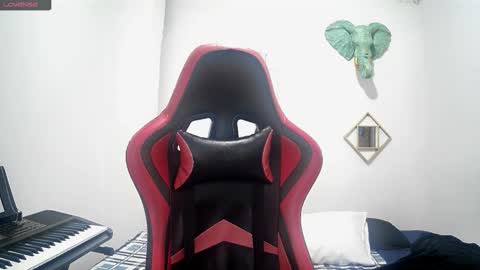 bruce_1111 online show from 27, 10, 2025