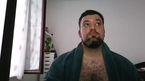 Snapshot of brucemf chatting on 12, 9, 2025 Bruce online show from 12, 9, 2025