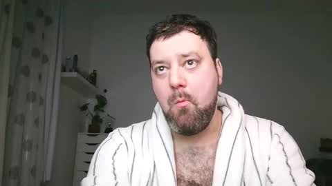 Snapshot of brucemf chatting on 28, 11, 2025 Bruce online show from 28, 11, 2025