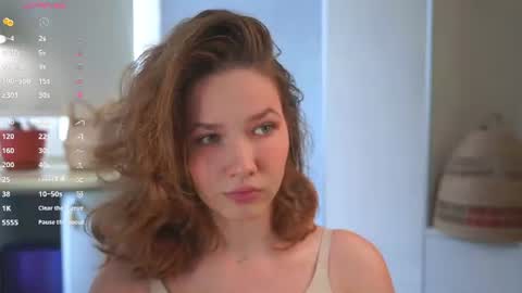 Snapshot of brunaeveritt chatting on 17, 7, 2026 Tess online show from 17, 7, 2026