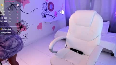 Snapshot of brunette_noova chatting on 11, 6, 2026 Nova online show from 11, 6, 2026