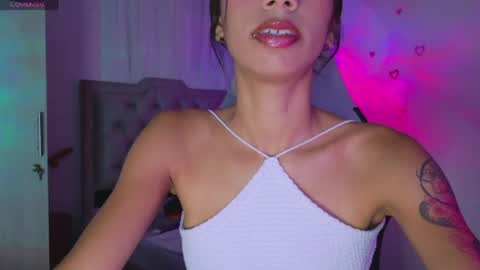 Snapshot of brunetteadams001 chatting on 13, 5, 2026 SARAH online show from 13, 5, 2026
