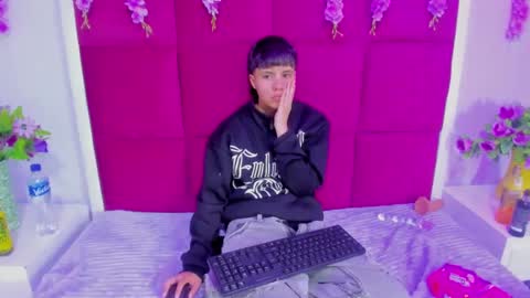 Bruno Cruz online show from 24, 9, 2025