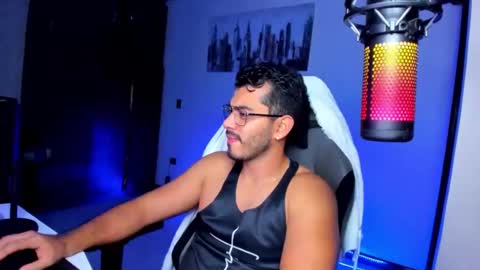 Snapshot of bruno_diaz31 chatting on 5, 1, 2025 Bruno online show from 5, 1, 2025