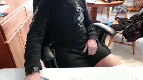 Snapshot of brussells chatting on 8, 12, 2024 Brussells online show from 8, 12, 2024