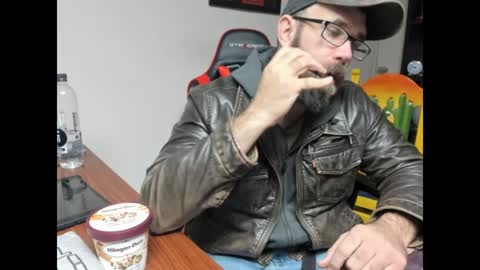 BRUTALMASTER1983 online show from 17, 1, 2025