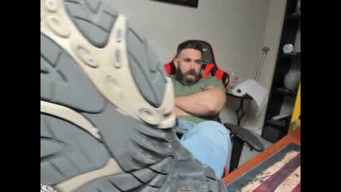 BRUTALMASTER1983 online show from 28, 1, 2025