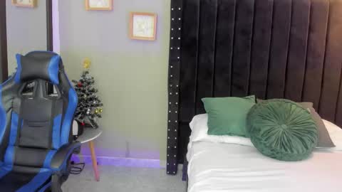 Bryan online show from 14, 12, 2025