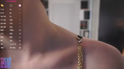 Snapshot of bryannavallely chatting on 17, 6, 2026 Kate online show from 17, 6, 2026