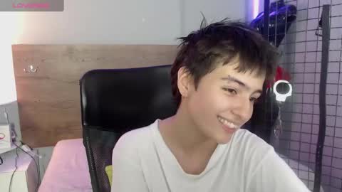 Snapshot of bryce_evans chatting on 17, 12, 2024 B R Y C E online show from 17, 12, 2024