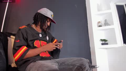 Bryxon  online show from 14, 12, 2024