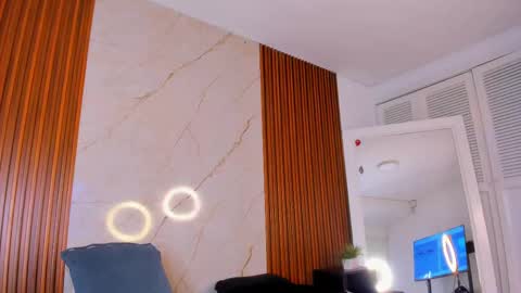 Bryxon  online show from 13, 2, 2025