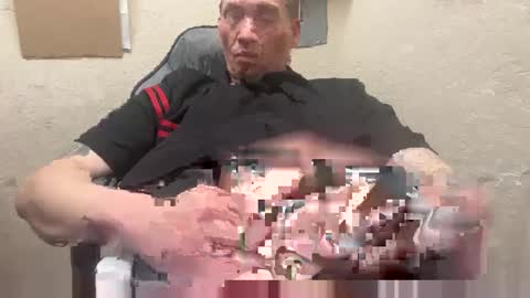 Snapshot of bs811 chatting on 13, 1, 2025 bs811 online show from 13, 1, 2025