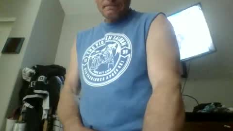 Snapshot of btownstud chatting on 3, 4, 2026 btownstud online show from 3, 4, 2026