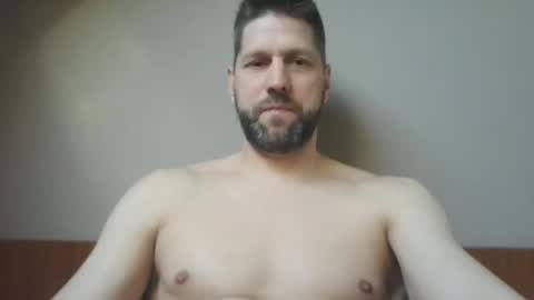 bubblebee1982 online show from 20, 3, 2026