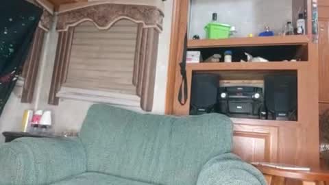 Snapshot of bubblebutt417 chatting on 17, 6, 2026 Max candi online show from 17, 6, 2026