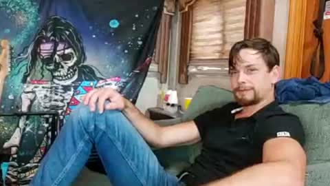 Snapshot of bubblebutt417 chatting on 5, 7, 2026 Max candi online show from 5, 7, 2026