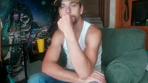 Snapshot of bubblebutt417 chatting on 8, 7, 2026 Max candi online show from 8, 7, 2026