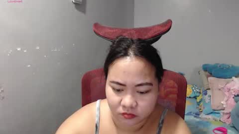 Snapshot of bubblebuttpinay chatting on 16, 3, 2026 Sunshine online show from 16, 3, 2026