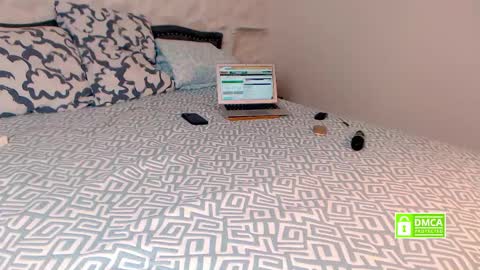 Snapshot of bubblebuttveronica chatting on 26, 2, 2026 Nylon queen genuine model who bring pantyhose on chaturbate for first time the others just copy my room for money online show from 26, 2, 2026