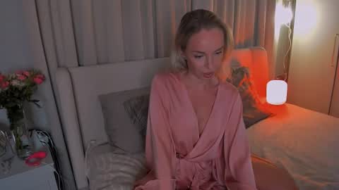 Snapshot of bubbling_crush chatting on 4, 8, 2026 bubbling_crush online show from 4, 8, 2026