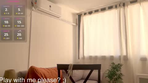 Snapshot of buckwheat_queen chatting on 24, 11, 2025 Mira online show from 24, 11, 2025