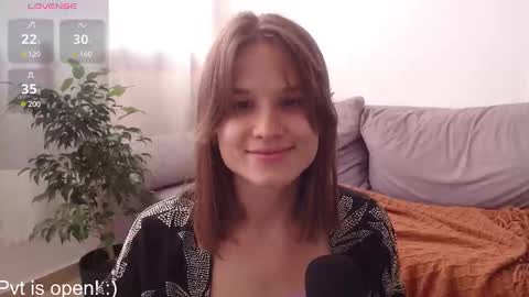 Snapshot of buckwheat_queen chatting on 15, 12, 2025 Mira online show from 15, 12, 2025