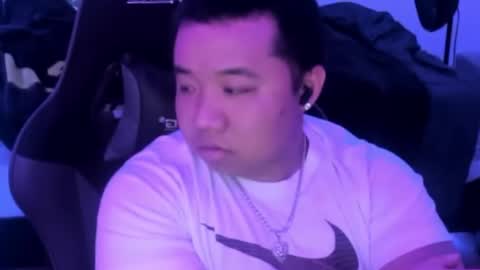 buffsexyman24 online show from 8, 2, 2026