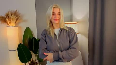 Snapshot of buffycabler chatting on 19, 11, 2025 buffycabler online show from 19, 11, 2025