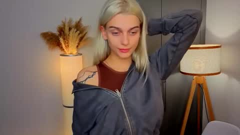 Snapshot of buffycabler chatting on 20, 11, 2025 buffycabler online show from 20, 11, 2025