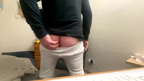 Snapshot of bulkyboners chatting on 1, 1, 2025 ejaculation for 250 online show from 1, 1, 2025