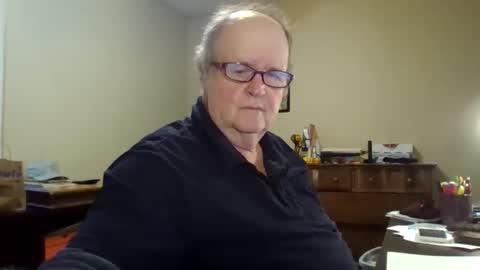 Snapshot of bullfrogg5050 chatting on 12, 2, 2026 bullfrogg5050 online show from 12, 2, 2026