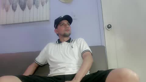 Snapshot of bulls_23_ chatting on 4, 10, 2025 BULL online show from 4, 10, 2025
