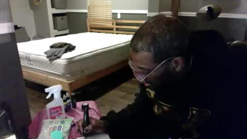 Snapshot of bungalowentertainment chatting on 13, 11, 2025 Bungalow Entertainment online show from 13, 11, 2025