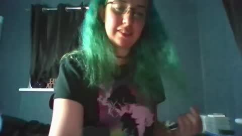 Snapshot of bunniexoxoxo chatting on 11, 9, 2025 BunnieXOXOXO online show from 11, 9, 2025