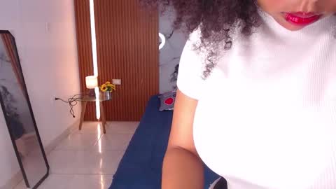 Snapshot of bunny_bao chatting on 14, 2, 2026 Rossi Hill online show from 14, 2, 2026