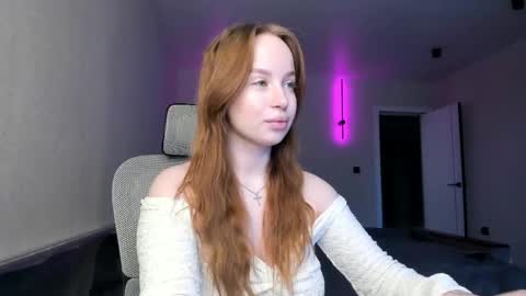 Snapshot of bunny_shinel chatting on 22, 5, 2026 Mary online show from 22, 5, 2026