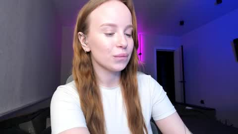 Snapshot of bunny_shinel chatting on 23, 5, 2026 Mary online show from 23, 5, 2026