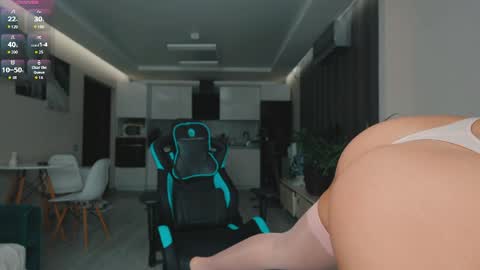 Bonny and Clide  Help us by thumbs up  online show from 10, 4, 2026