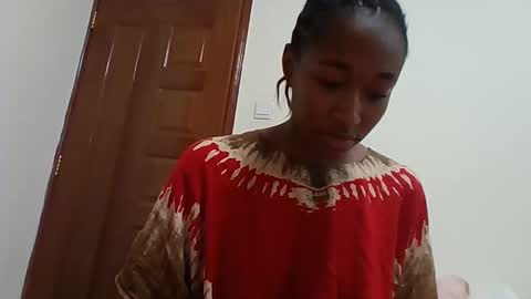 Snapshot of bunnygurl_ chatting on 8, 11, 2025 bunnygurl online show from 8, 11, 2025