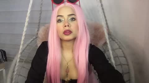 Snapshot of bunnylove_07 chatting on 18, 1, 2026 bunnylove_07 online show from 18, 1, 2026