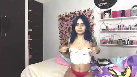 Snapshot of bunnylove_07 chatting on 5, 2, 2026 bunnylove_07 online show from 5, 2, 2026