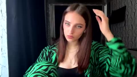 Snapshot of bunnytrussel chatting on 9, 7, 2026 Bella online show from 9, 7, 2026