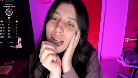 Snapshot of bunnyy09 chatting on 31, 12, 2024 Jess online show from 31, 12, 2024