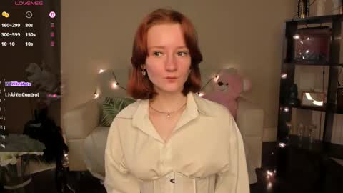 Snapshot of bunnyy_4u chatting on 19, 5, 2026 Lilith online show from 19, 5, 2026