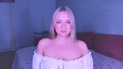 Snapshot of burn_lissa chatting on 25, 5, 2026 Lissa online show from 25, 5, 2026