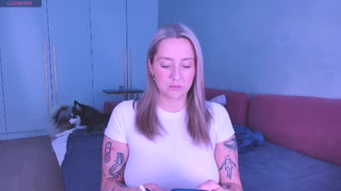 Snapshot of burn_lissa chatting on 5, 7, 2026 Lissa online show from 5, 7, 2026