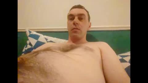 Snapshot of burtz909 chatting on 9, 3, 2025 burtz909 online show from 9, 3, 2025